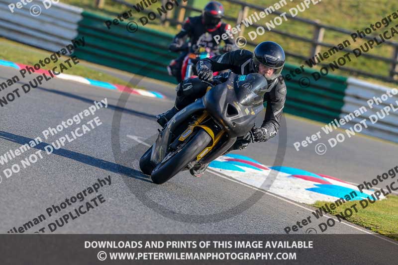 PJM Wedding Photography;enduro digital images;event digital images;eventdigitalimages;mallory park;mallory park photographs;mallory park trackday;mallory park trackday photographs;no limits trackdays;peter wileman photography;racing digital images;trackday digital images;trackday photos